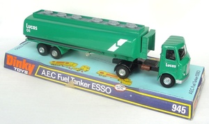 D945e326