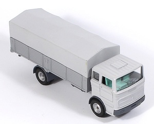 D940k564