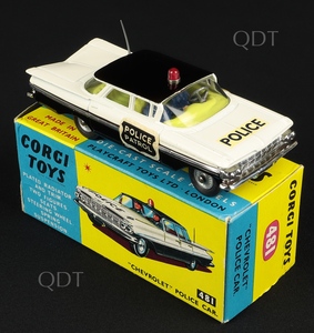 Corgi toys 481 chevrolet police car aa230