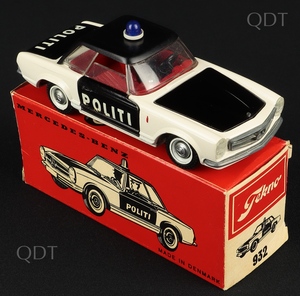 Tekno models 932 politi mercedes bb103