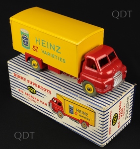 Dinky toys 923 big bedford van heinz bean can bb140