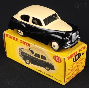 Dinky toys 161 austin somerset saloon cc555