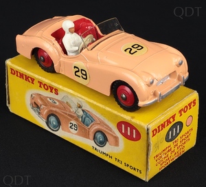 Dinky toys 111 triumoh tr2 sports cc574