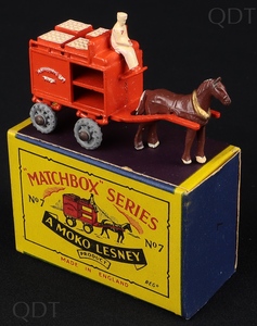 Matchbox no.7 horse drawn milk float dd126 front