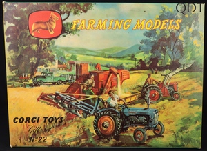 Corgi gift 22 farming set dd179 box front