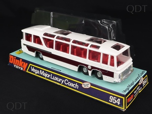 Dinky toys 954 vega major coach dd269 front