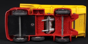 Corgi toys 458 erf earth dumper cc790 base