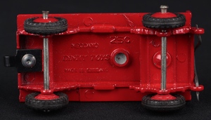 Dinky toys 429 trailer cc820 base