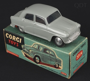 Corgi toys 201m austin cambridge ee14 front