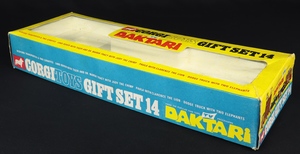 Corgi toys gift set 14 daktari ee323 box