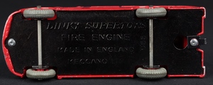 Dinky supertoys 955 fire engine ee559 base