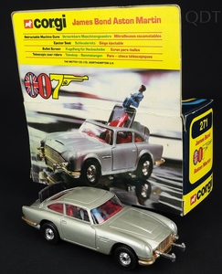 Corgi toys 271 james bond aston martin ee631 front