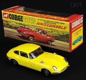 Corgi toys 374 4.4 litre e type jaguar ff384 front