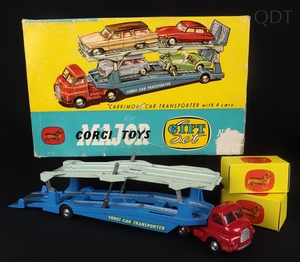 Corgi gift set 1b carrimore car transporter set ff941 front