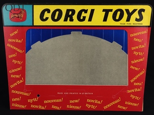 Corgi toys display stage cc466 front