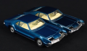 Corgi toys 264 oldsmobile toronado compare