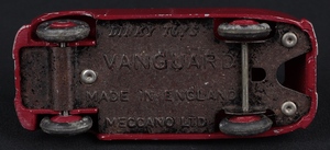 Dinky toys 153 vanguard gg294 base