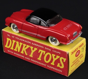 Dinky toys 187 volkswagen karmann ghia coupe gg681 back