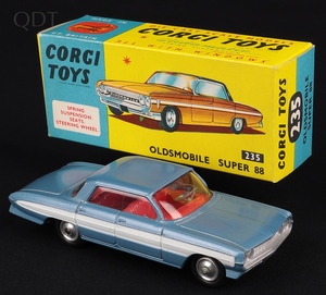 Corgi 235 oldsmobile super 88 gg812 front