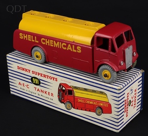 Dinky supertoys 991 aec tanker shell chemicals gg890 front