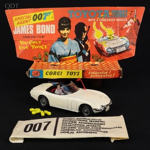 Corgi toys 336 james bond's toyota b668 front