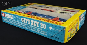 Corgi gift set 20 car transporter 6 cars jj32 front