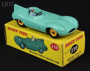 Dinky toys 238 jaguar d type racing car jj192 front