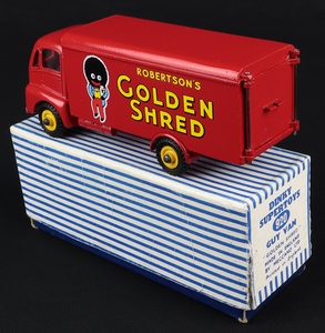 Dinky supertoys 920 warrior guy van golden shred jj387 back