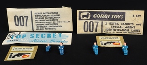Corgi toys 261 james bond's aston martin s679 extra bandits corgi 1966 catalogue jj765 secret instructions jj7653