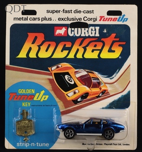 Corgi rockets 901 aston martin jj824