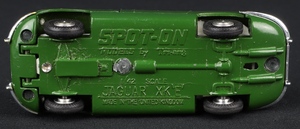 Spot on 217 e type jaguar jj826 base