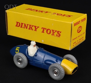 Dinky toys 234 ferrari racing car kk16 front