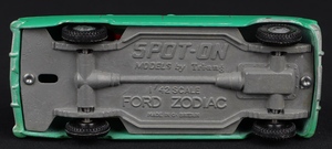 Spot on models 100 ford zodiac kk116 base