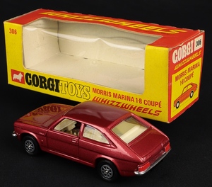 Corgi toys 438 morris marina kk140 back
