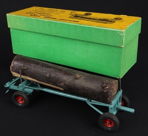 Britains 129f timber trailer kk143 back