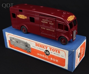 Dinky toys 581 horse box kk1339 front