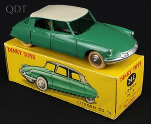 French dinky toys 24c citroen ds 19 kk1349 front