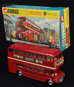 Corgi toys 468 london transport routemaster bus outspan kk146 front