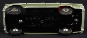 Dinky toys 145 singer vogue  base