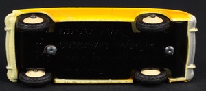 Dinky toys 166 sunbeam rapier kk157 base