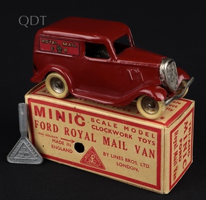 Tri ang minic 3m royal mail van kk171 front