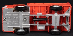 Dinky toys 438 ford d800 tipper truck kk176 base