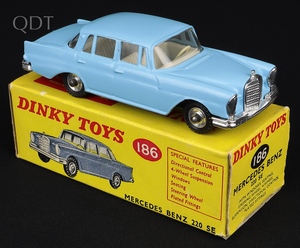 Dinky toys 186 mercedes benz 220 se kk187 front