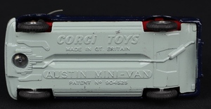 Corgi toys 448 bmc mini police van tracker dog kk220 base