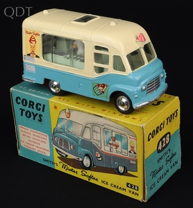Corgi toys 428 mr. softee kk238 front