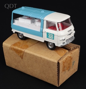 Corgi toys 466 commer milk float kk265 front