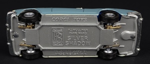 Corgi toys 273 rolls royce silver shadow kk274 base