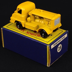 Matchbox 28 compressor lorry kk307 back