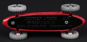 Dinky toys 231 maserati racing car kk329 base
