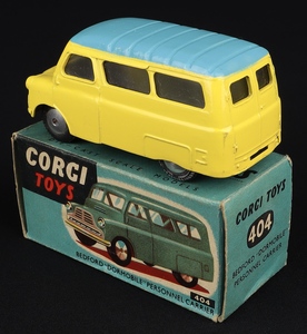 Corgi toys 204 bedford dormobile personnel carrier kk336 back
